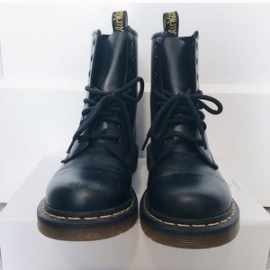 Black Dr. Martens 1460 boots- like new!